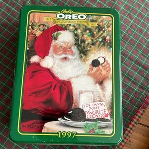 Oreo tin